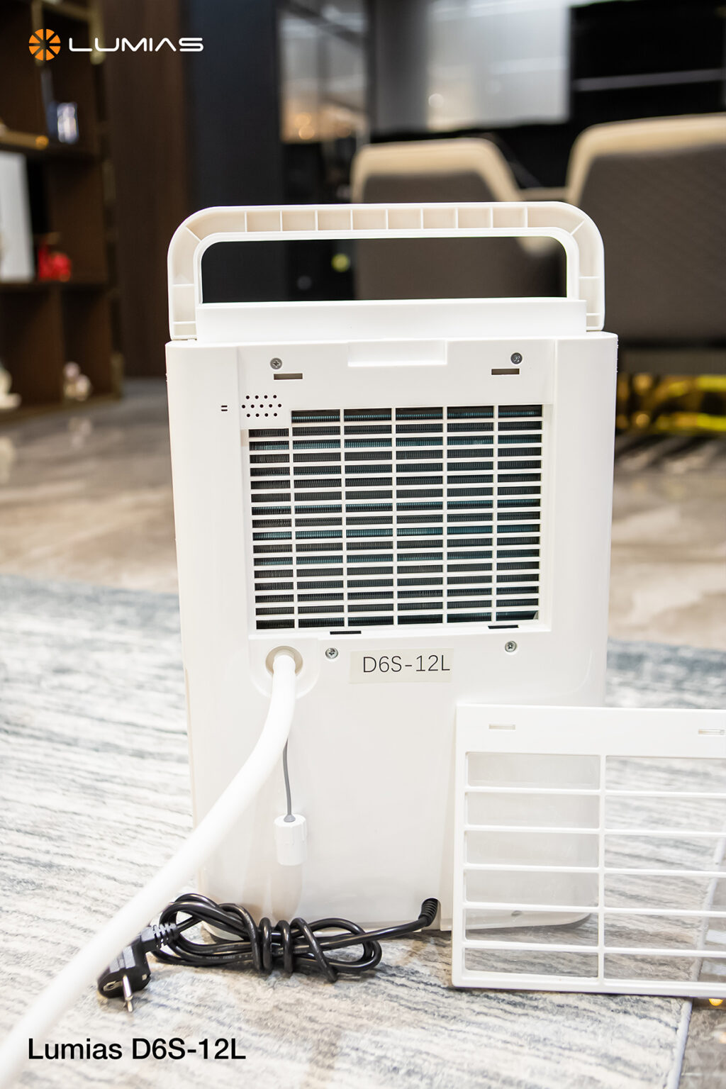 Lumias D6S-12L tự động dừng khi đầy bình chứa nước